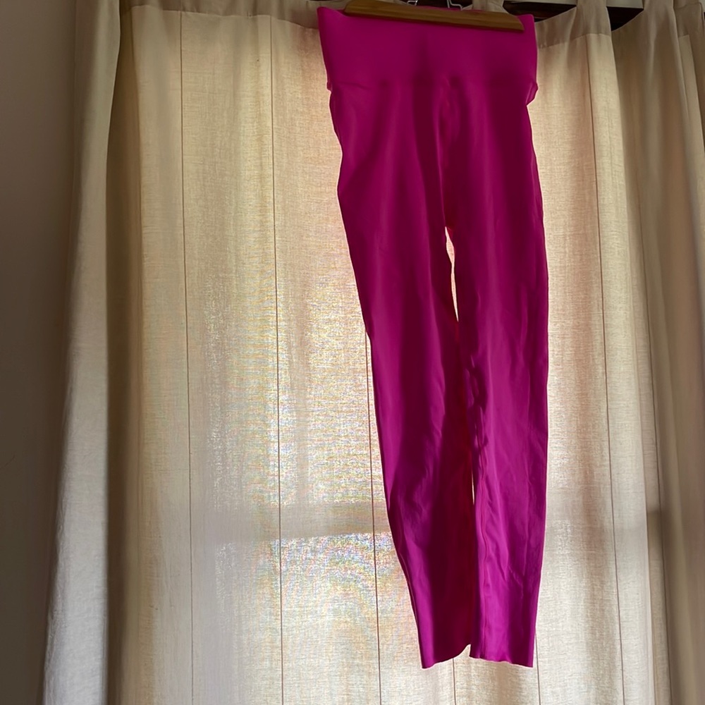 Fabletics Hot Pink Leggings Size 1x